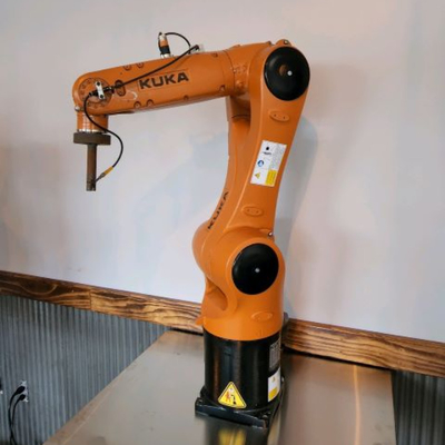 KUKA 용접 로봇 KR 6 R900-2 Cobot 다른 용접용 CNGBS 용접 포지셔너와 함께