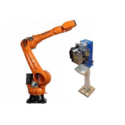 쿠카 로봇 KR 70 R2100 CNGBS 총 청소 스테이션과 함께 6 축 로봇 팔