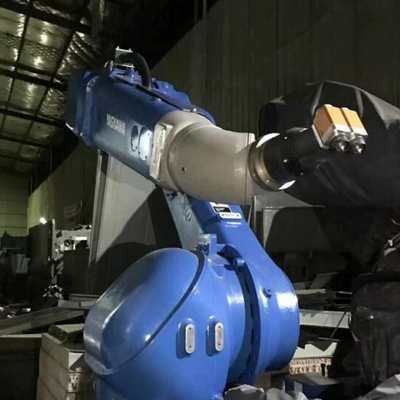 자동화 야스카와 산업용 로봇 MPX3500 CNGBS 로봇 옷과 함께 팔레트용 CNC 장비