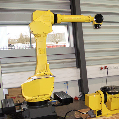 로봇 팔레티제 FANUC M-710iC/70 유리 진공 리프트 핸들링 기계 로봇 액체 핸들링 로봇 주식 공급자