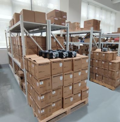 Rotork Fairchild Type 21 공압 릴레이 및 Masoneilan SVI1000 시리즈 공압 포지셔너, SVI1000/G, 4-20mA/HART 통신 디지털 밸브 포지셔너.