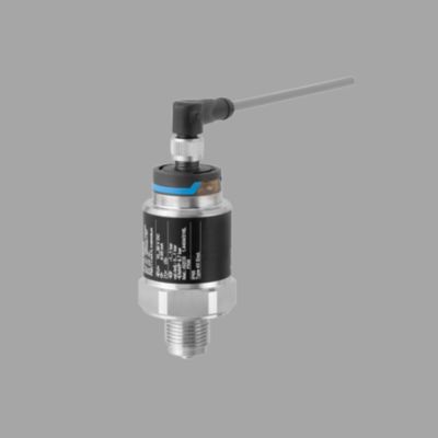 Endress+Hauser Proline Prowirl D 200 와류 유량계 및 Cerabar PMC11 압력 트랜스미터가 장착된 압력/유량 제어 장치