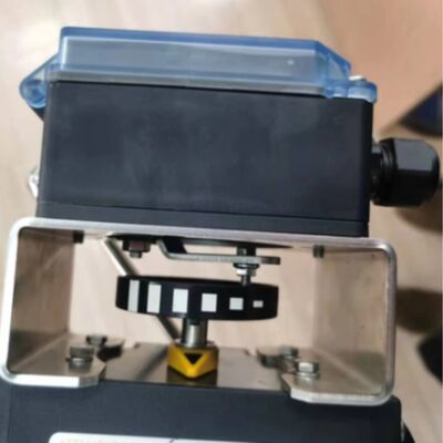 samson 제어 글로브 밸브 3241 with 3277 공압 액추에이터 및 Masoneilan SVI2 21113111 밸브 포지셔너 4708 regula