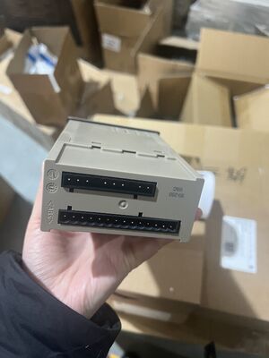 Samson 6493 공정 제어기 산업 자동화 제어 밸브 제어기