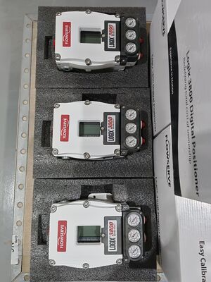 새로운 재고 Flowserve Logix 3800 3800E 디지털 Pneumatic 밸브 위치레이터 제어 밸브 예비 부품