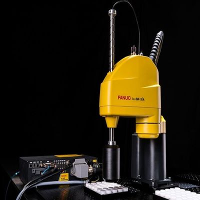 조립 로보트를 위한 스카라 로봇 SR-3iA CNC 로봇 팔 3 킬로그램 화물 4 주축