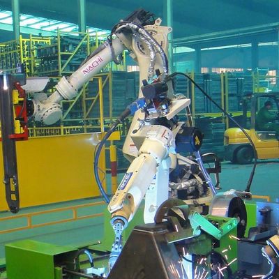 용접되기 위한 다른 용접 장비로서의 8KG 화물과 FD-V8L의 빨리 그리고 슬리머 로봇 용접 로봇