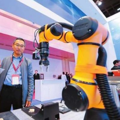 협동로봇으로 적재 및 하역을 위한 Cobot AUBO I16 6축