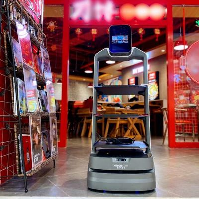 AI 인공 지능 서비스 로봇과 음식 배달 로봇 웨이터