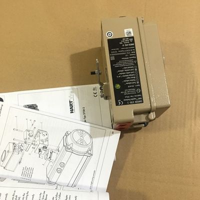 선형 작동기와 함께 사용된 밸브 포지셔너로서의 삼손 포지셔너의 전기공기조작위치지식기 3730-3